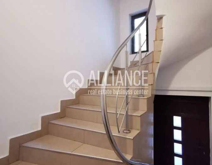 CENTRU (Cod 01) - Unicat, pe Bdul Mamaia cladire de birouri! - Poză 12