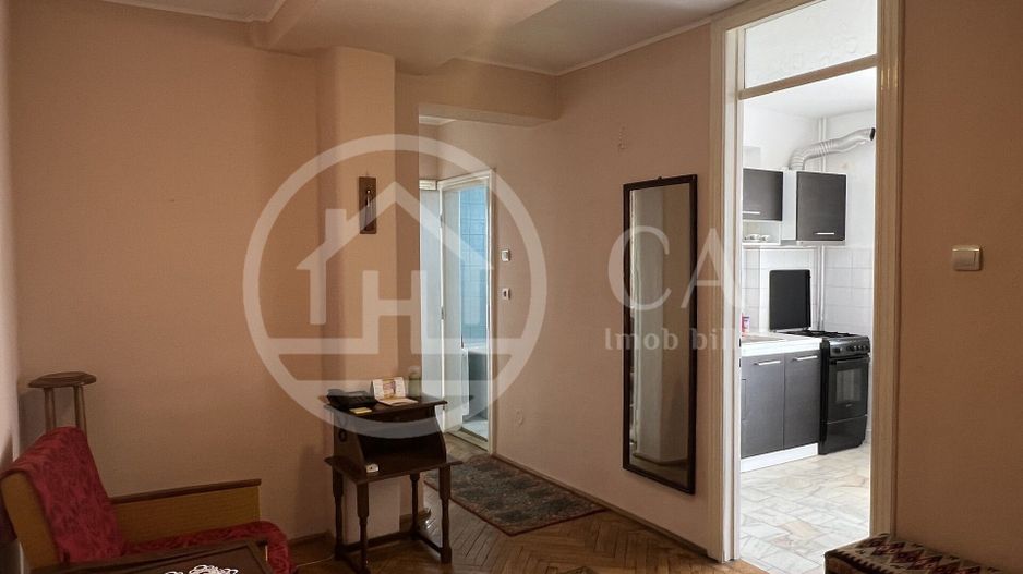 Apartament cu 3 camere de inchiriat in Centrul Civic Oradea - Poză 1