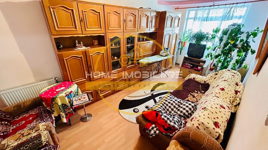 Etaj 3/Apartament 3 Camere Decomandat 70mp! - Poză 2