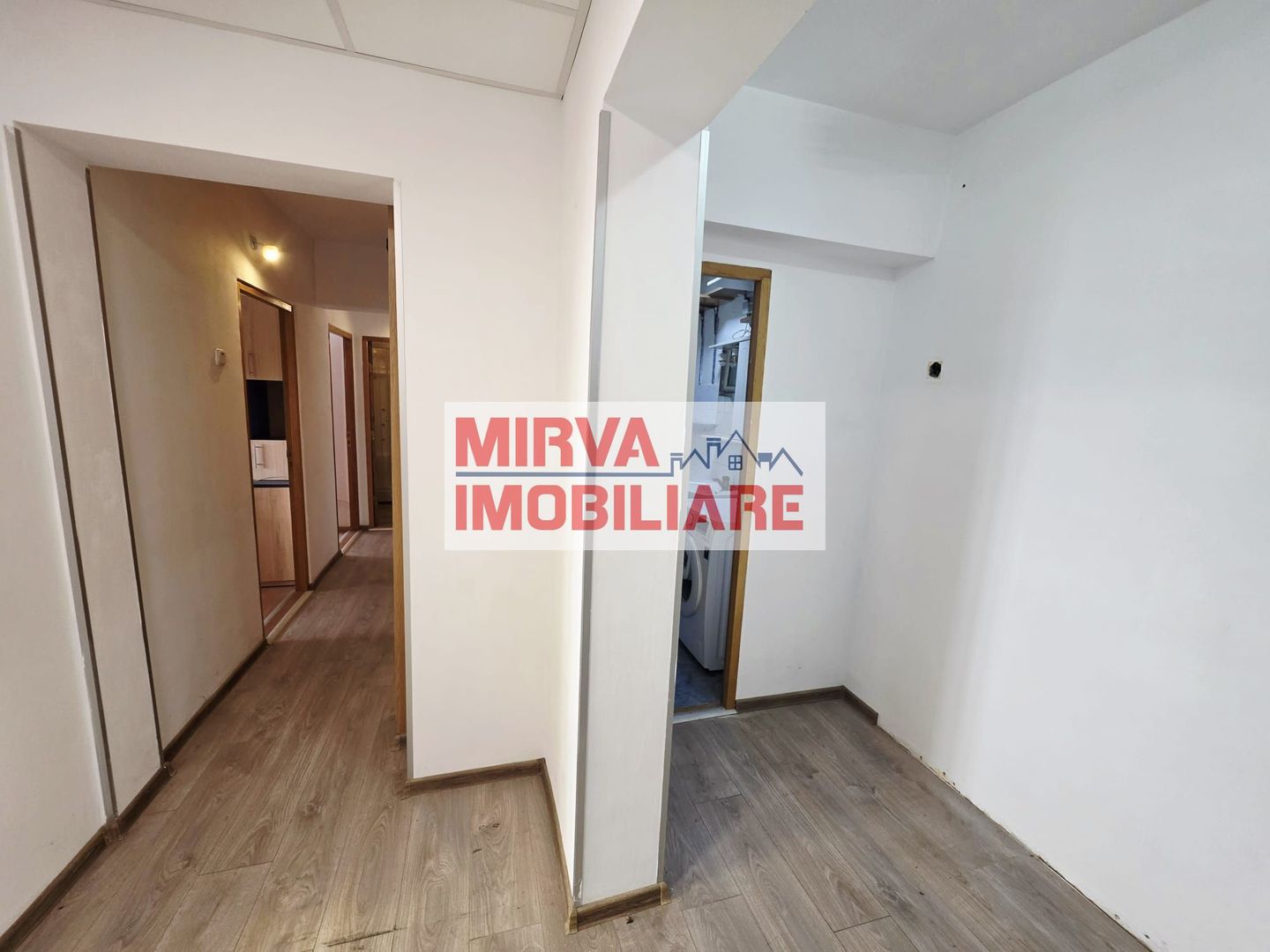 Apartament 3 camere, 2 băi cu geam, balcon generos – Republicii - Poză 9