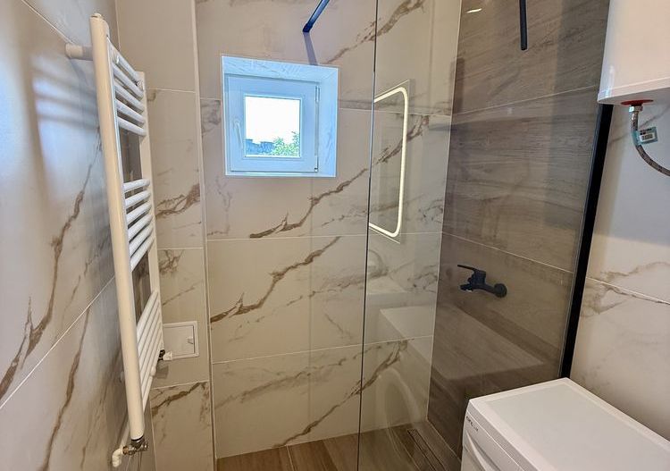 Studio 42 mp Vitan Mall, Prima Inchiriere, renovat - Poză 4