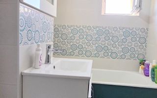 Apartament 3 camere, semidecomandat, mobilat, balcon, Aleea Borșa - Poză 7