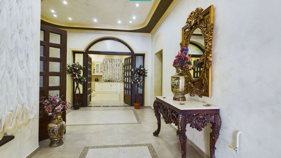 Vilă luxoasă cu o casă de oaspeți în Serbia - Poză 2