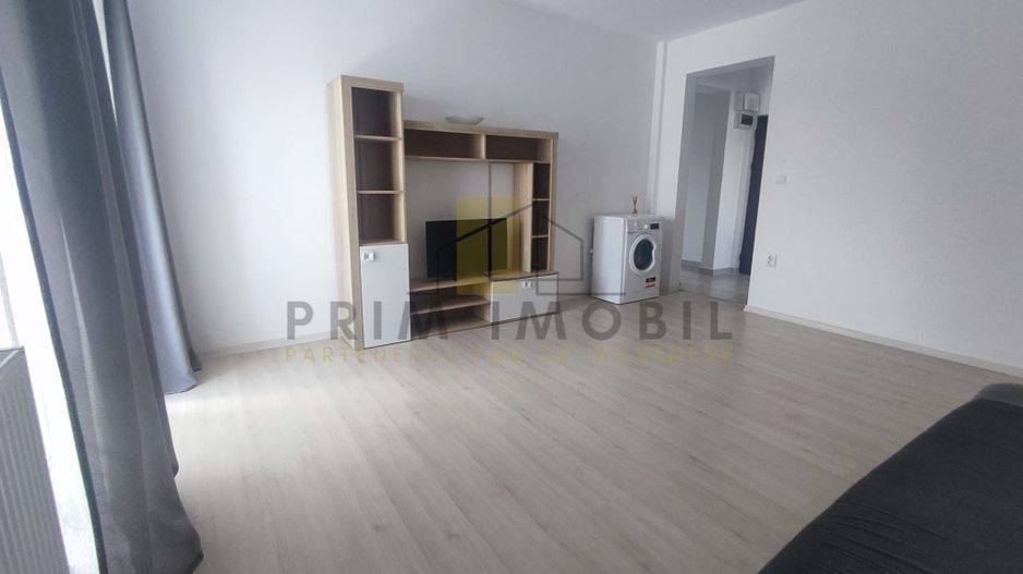 2 Camere Decomandat / Rond Pacurari/ Parcare inclusa - Poză 2