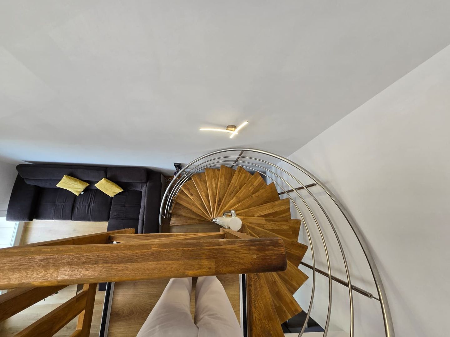 COSMOPOLIS - Apartament 3 camere , Tip Loft, cu terasa mare - Poză 15