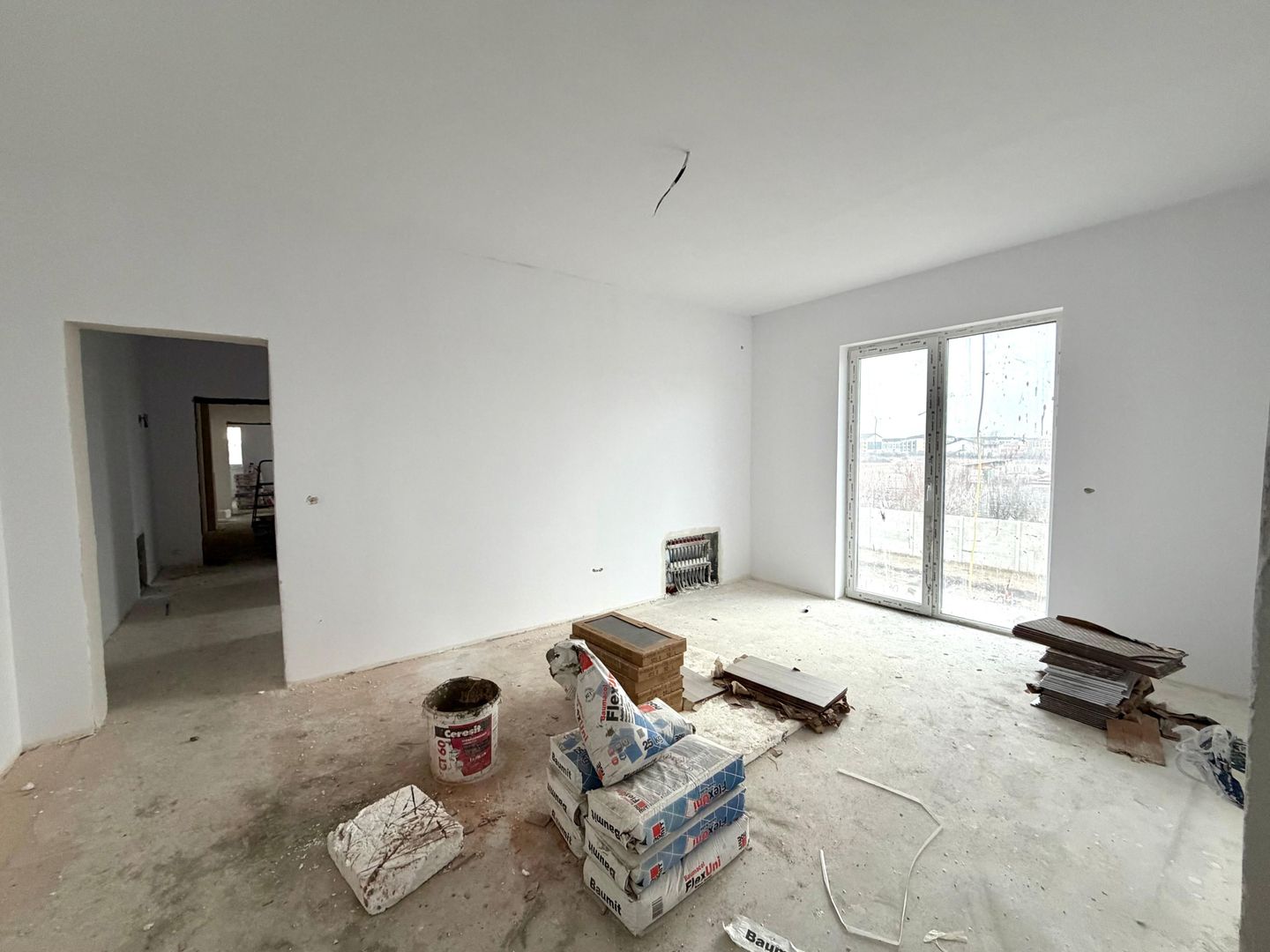 Oportunitate- Apartament 3 camere - etaj 1 - Giroc - Poză 1