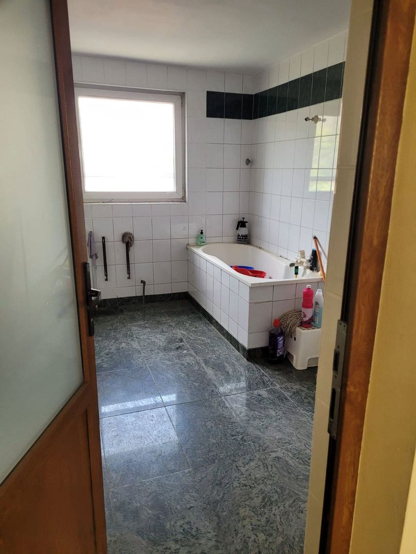 Vilă spațioasă S+P+1E+M | Chitila | Str. 8 Martie - Poză 18