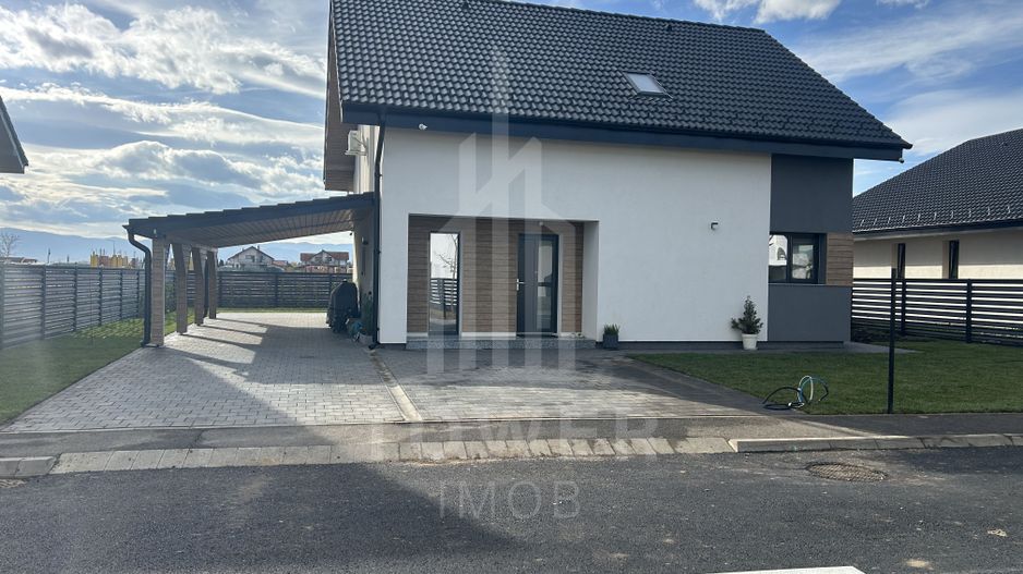 Casă individuală INDEPENDENTĂ ENERGETIC - Poză 1