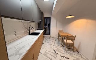 Apartament cu 2 camere, parcare subterana și 2 balcoane - Poză 2