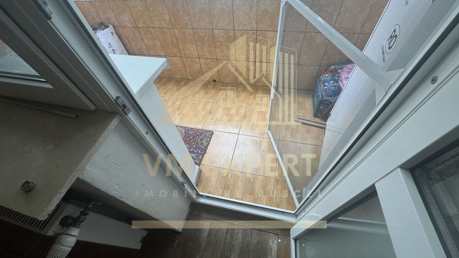 APARTAMENT 2 CAMERE ETAJ 2 CAMPULUNG - Poză 10