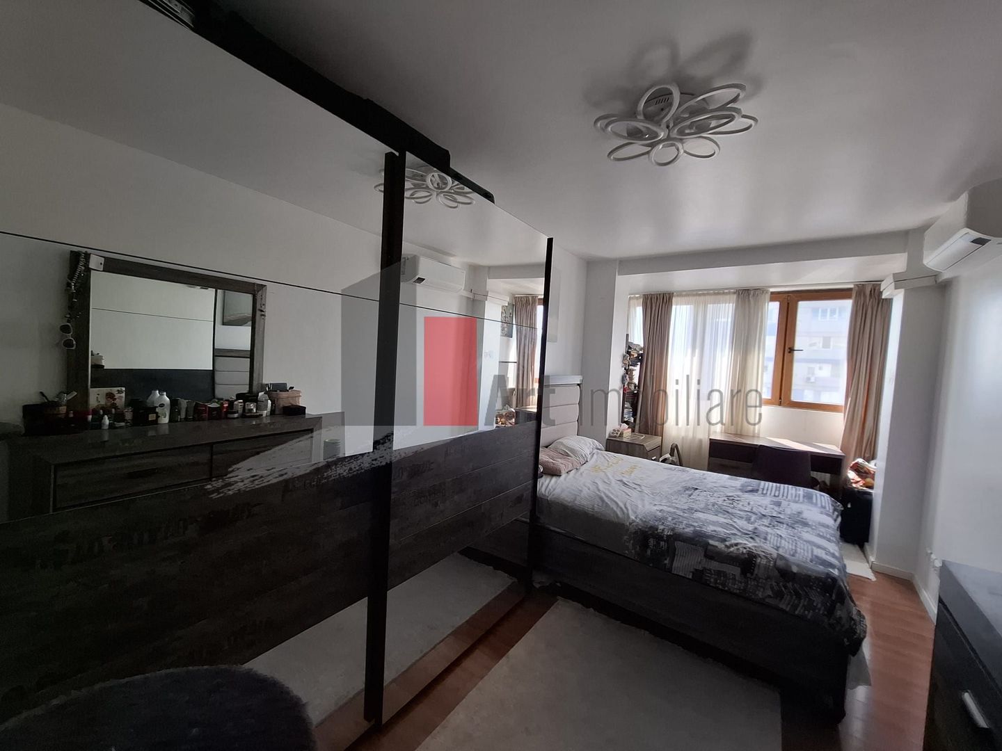 Apartament in zona Beller-Parc Floreasca, "VEDERE PANORAMICA" - Poză 4