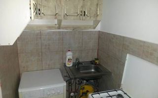 Garsoniera zona Buziasului - Poză 4