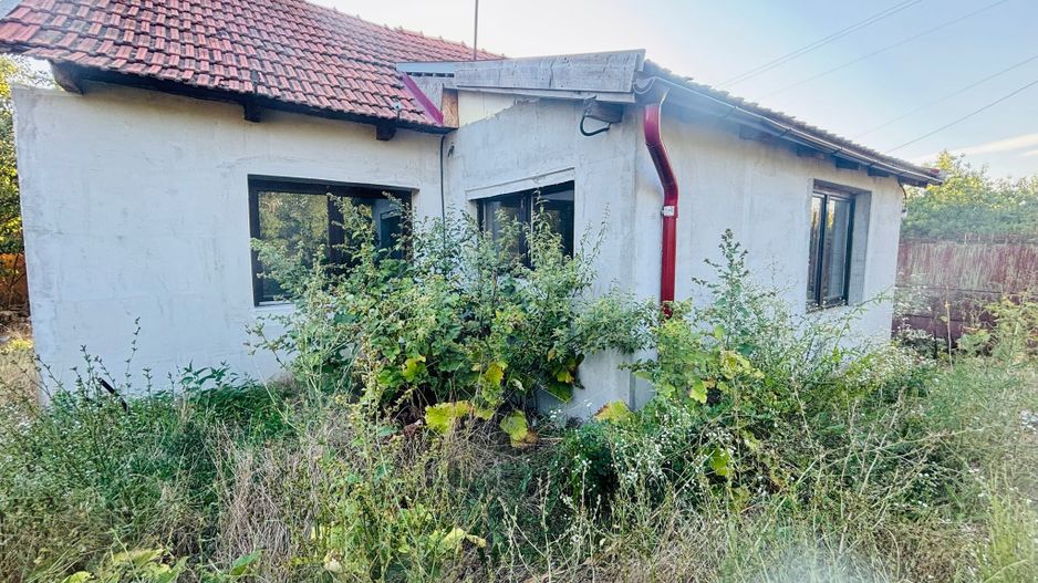 Casă și teren, 1.000 mp, Ciulești. 18.000 E. Comision 0 - Poză 1