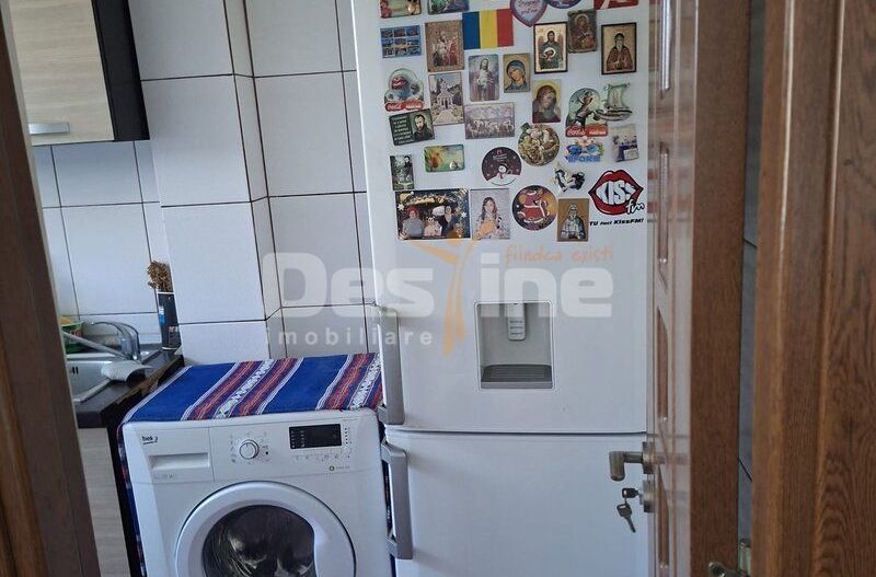 APARTAMENT 2 CAMERE SEMIDECOMANDAT - Poză 3