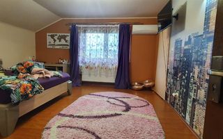 Casa de vanzare, 4 camere, 2 terase, garaj, 900mp teren - Poză 11