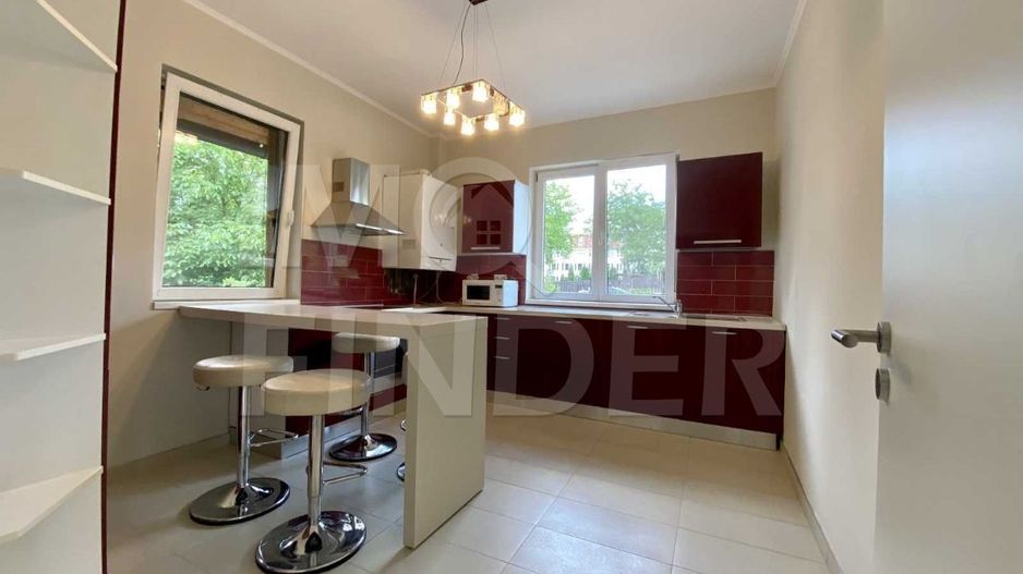 Apartament in vila 174 mp, 5 camere, Piata Engels - Poză 3