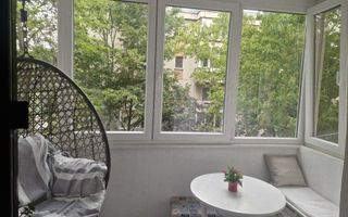 Apartament cu 2 camere decomandate, zona Între Lacuri. - Poză 8