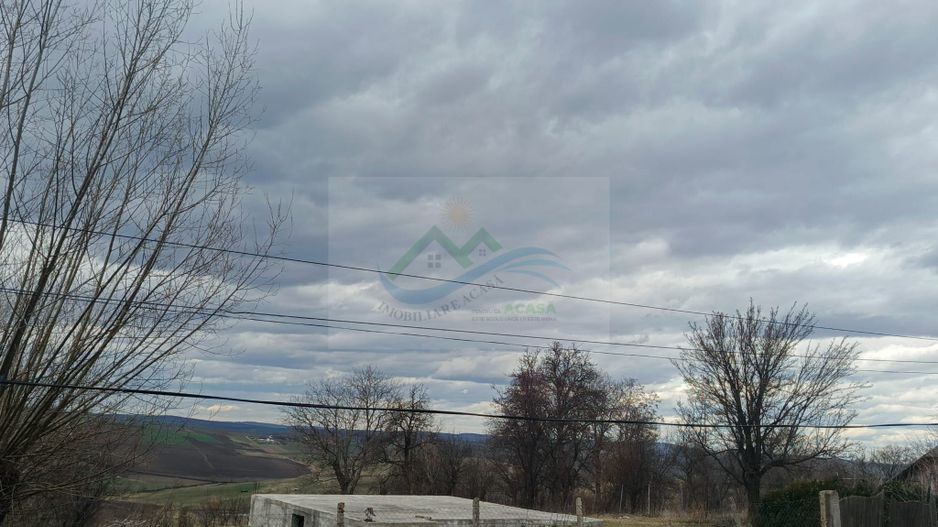 Teren intravilan de vânzare Horodniceni Suceava - Poză 1