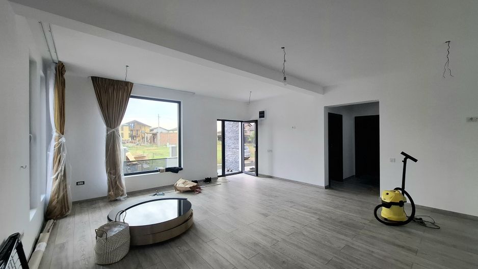 Vila P+1E, cu 4 camere, Paulesti - Poză 4