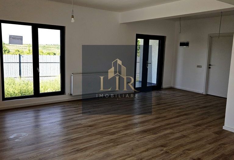 Casă individuală cu 3 camere – Vișan, Iași - Poză 19