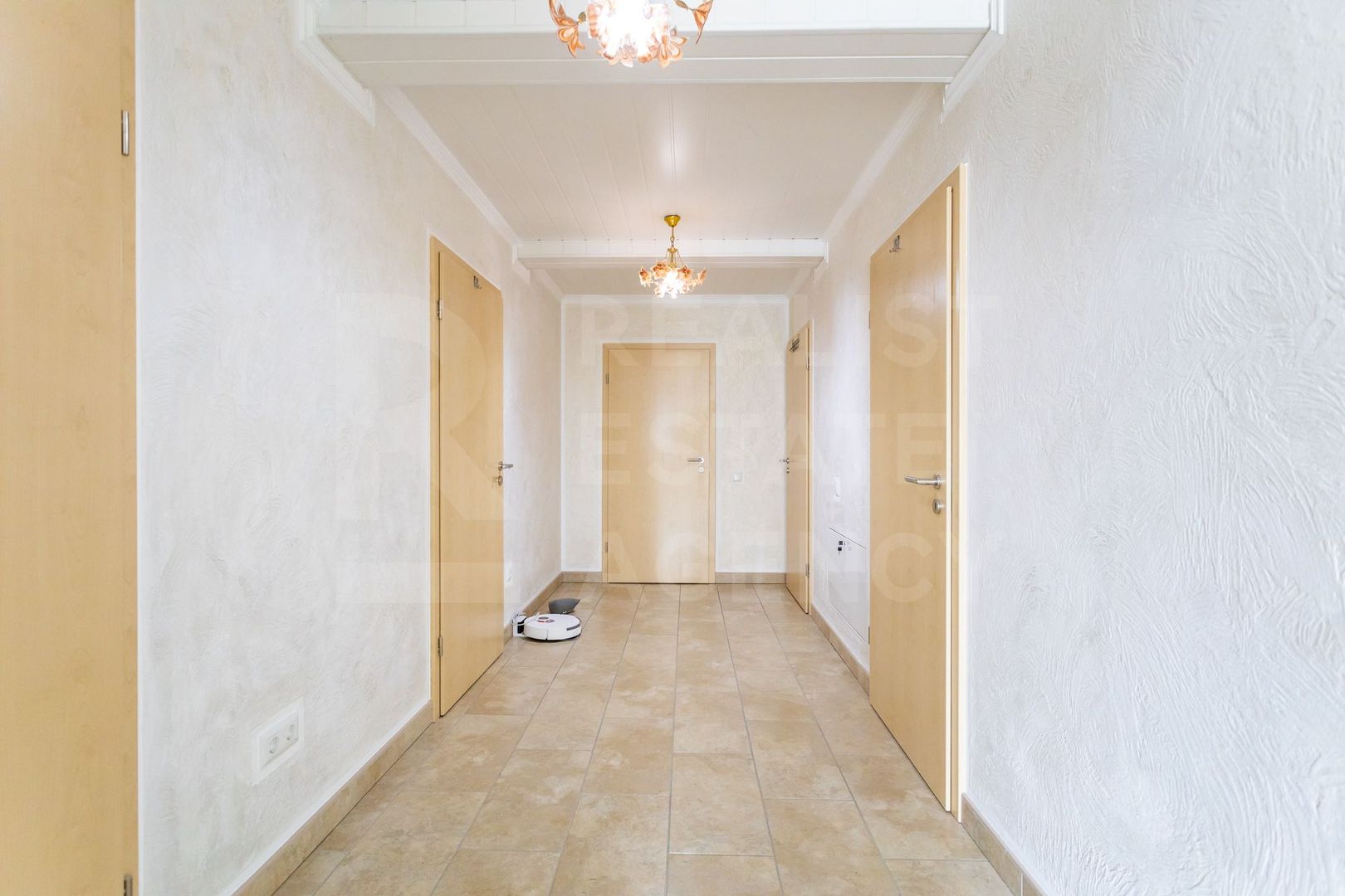 Vânzare, casă, 3 nivele strada Livezilor, Cricova. - Poză 19