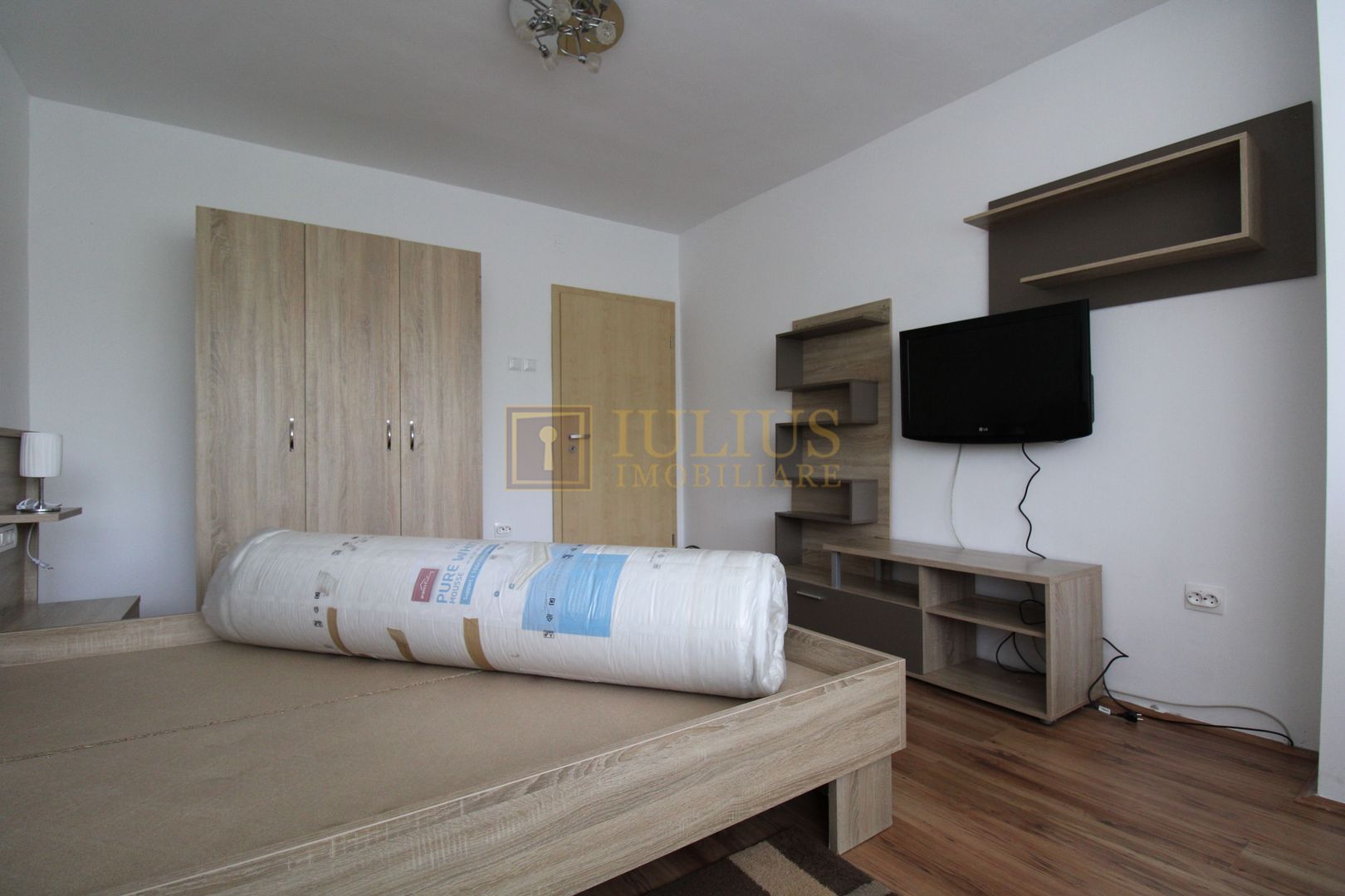 Zona Dacia, decomandat, centrala proprie, clima - Poză 10