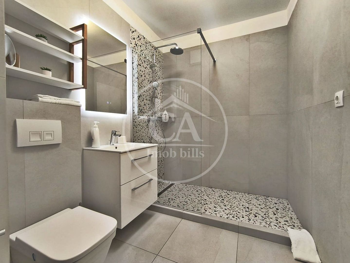 Apartament cu 3 camere de inchiriat in cartierul Milano 5, Oradea - Poză 9