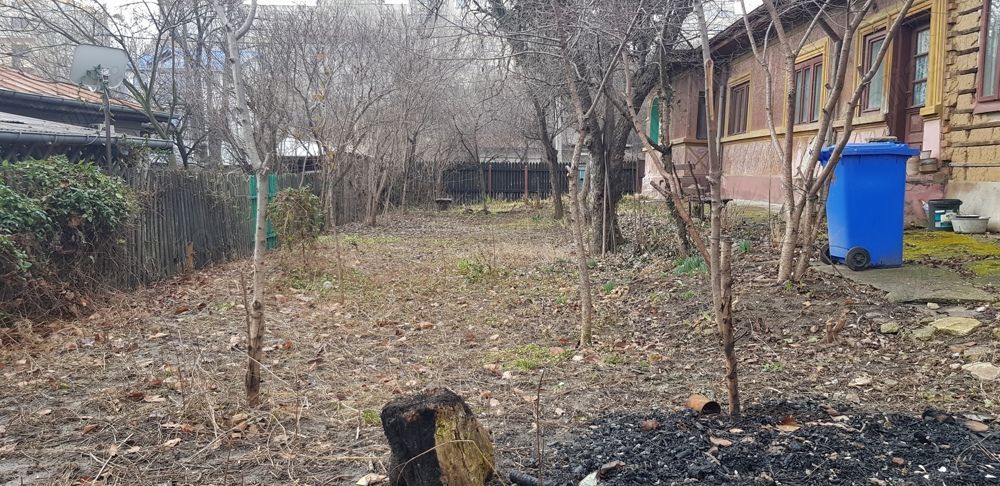 Casă Demolabila-Teren de vanzare - Poză 11