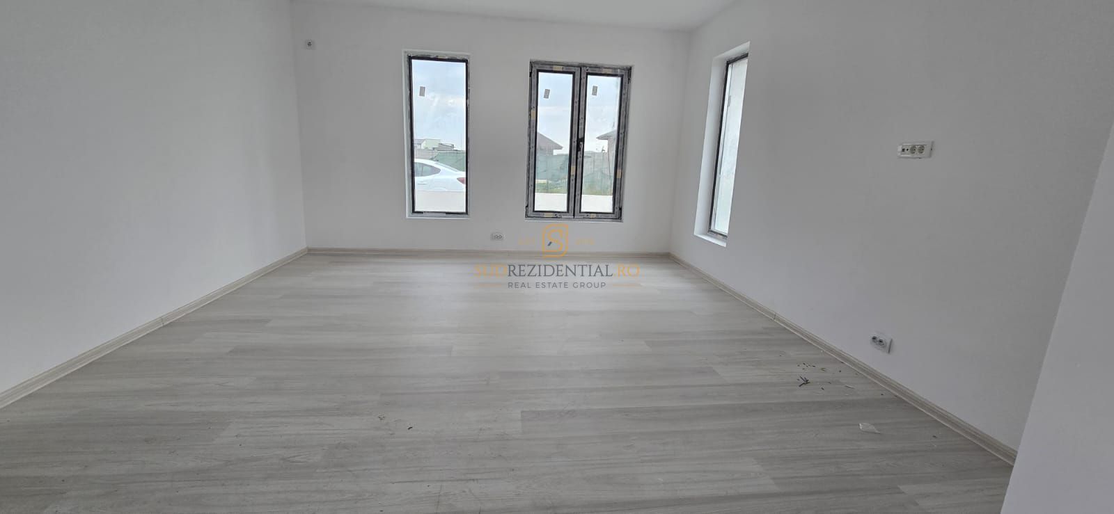 Casa individuala cu 3 camere si teren generos - Comuna Berceni, Ilfov - Poză 11