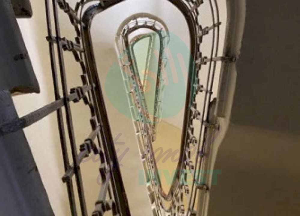 Cladire ideala pentru investitie sau birou - Poză 5