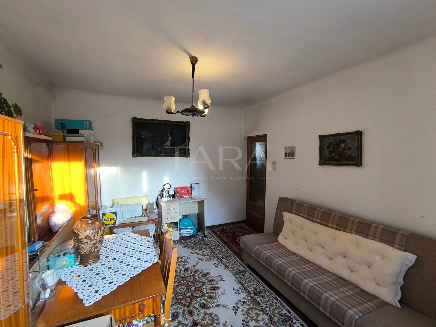 Casă cu teren în Iris - Poză 4