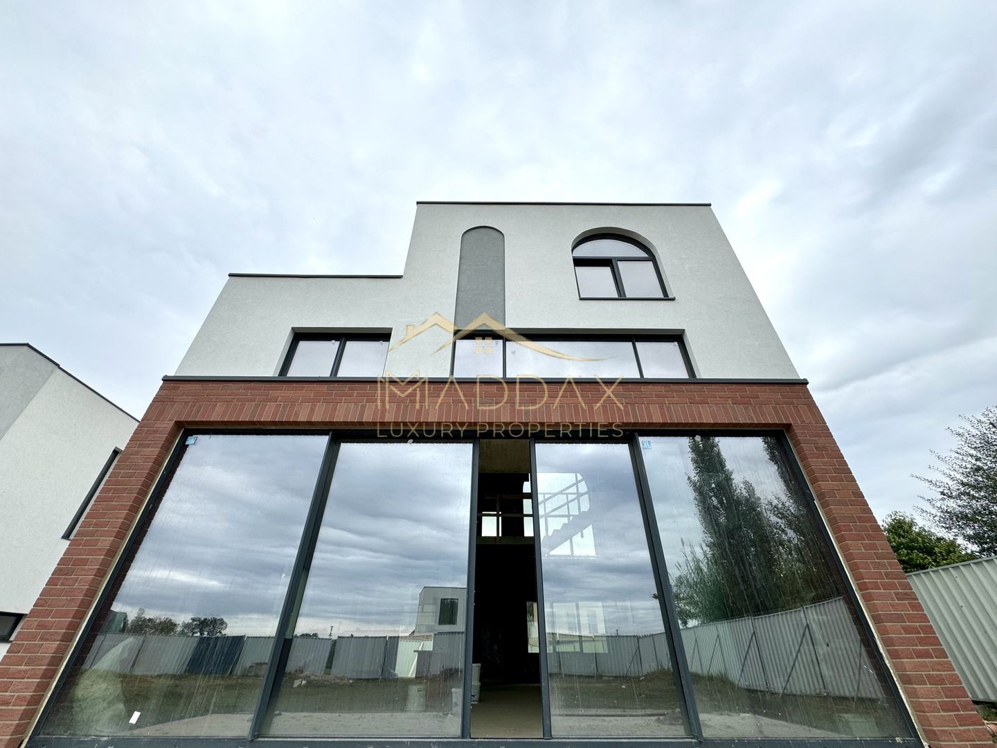 Masterpiece ARK VILLA *863SQM of land* / 309SQM built / Balotesti - Poză 2
