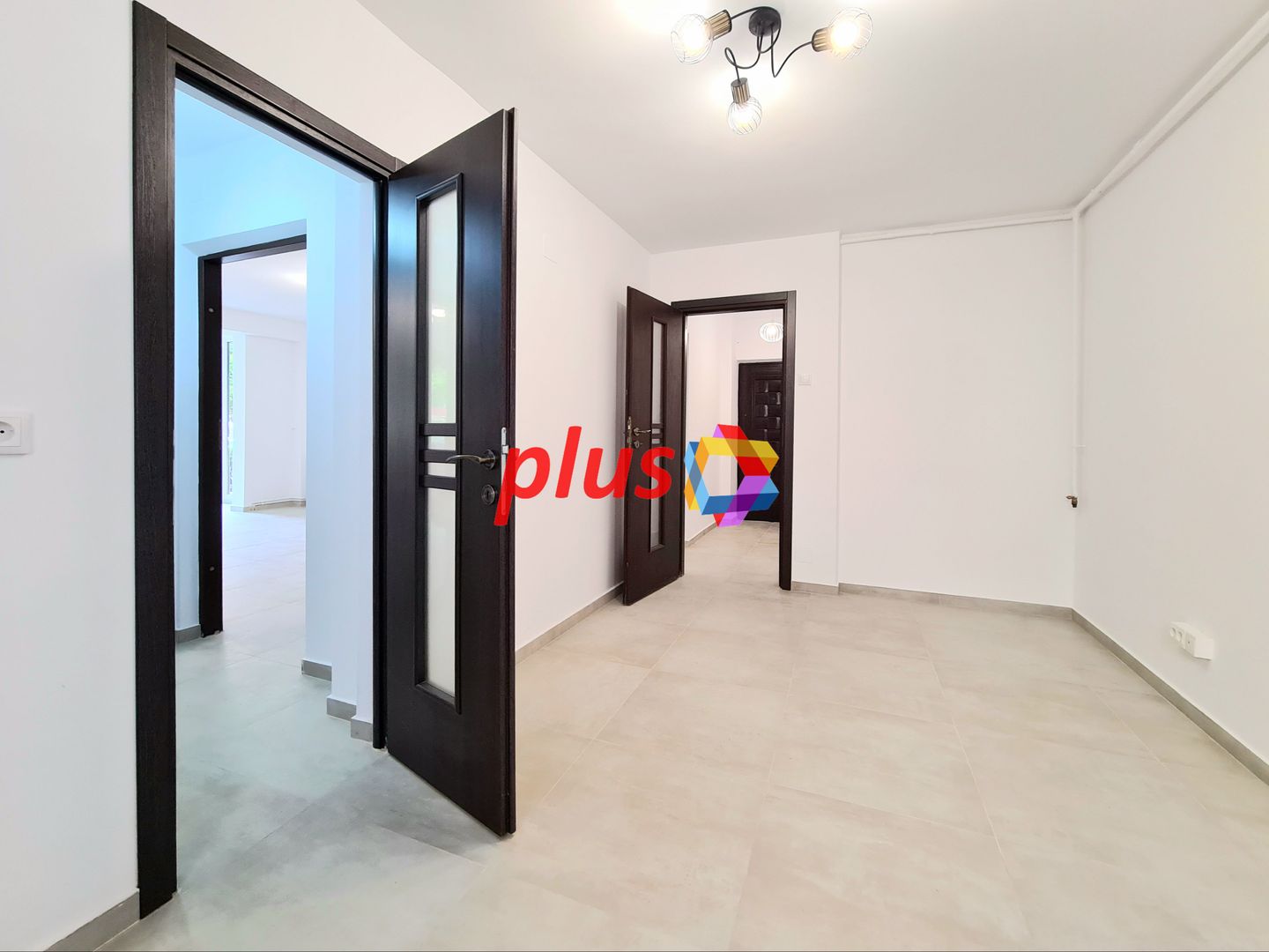 Spatiu comercial de închiriat Brasov - 60 mp # plus-imo.ro - Poză 2
