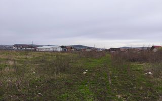 Teren drept  19059 mp - toate utilitățile - asfalt - Sancrai - Poză 2