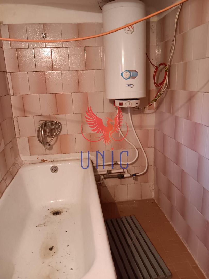 Casa cu teren de 3300mp , Gura Vaii! - Poză 18