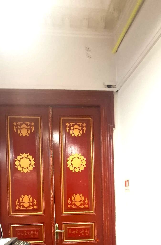 Sanctuar de Epocă: Reședință Grandioasă cu 10 Camere, Turn și Grădină - Poză 12