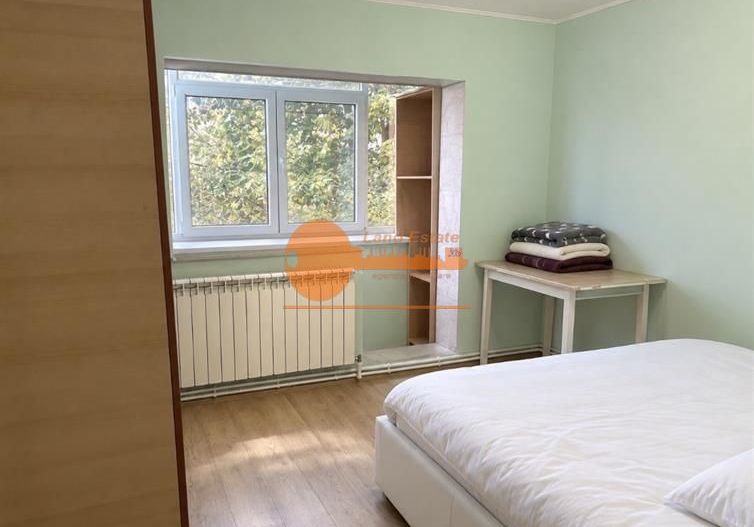 Apartament cu 3 camere in zona Grojului - Poză 5
