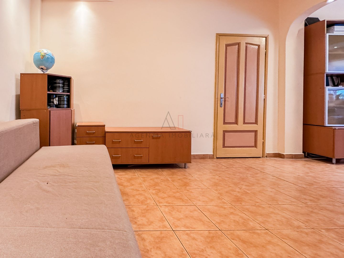 Ap 2 Camere /66 mp / 2 bai/Dacia/ Toamnei 120.000 E - Poză 2