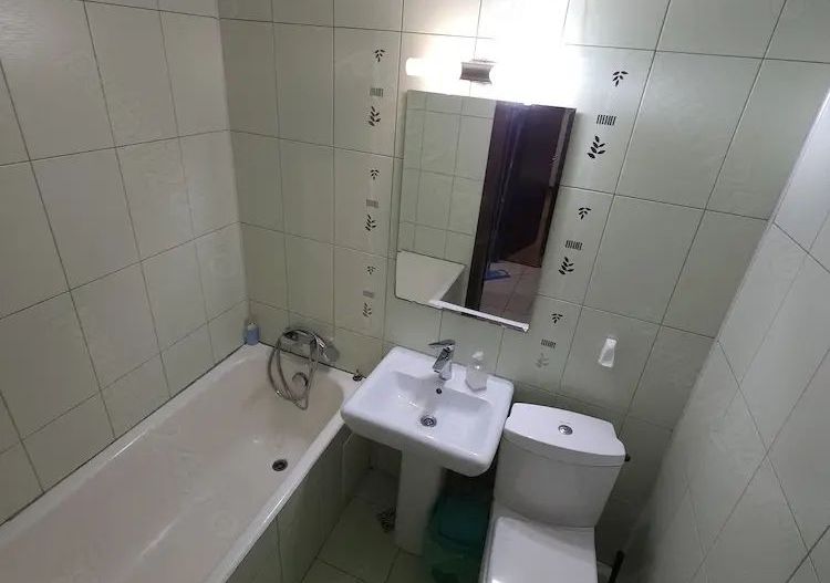 Vanzare apartament 3 camere in Titan - Poză 1
