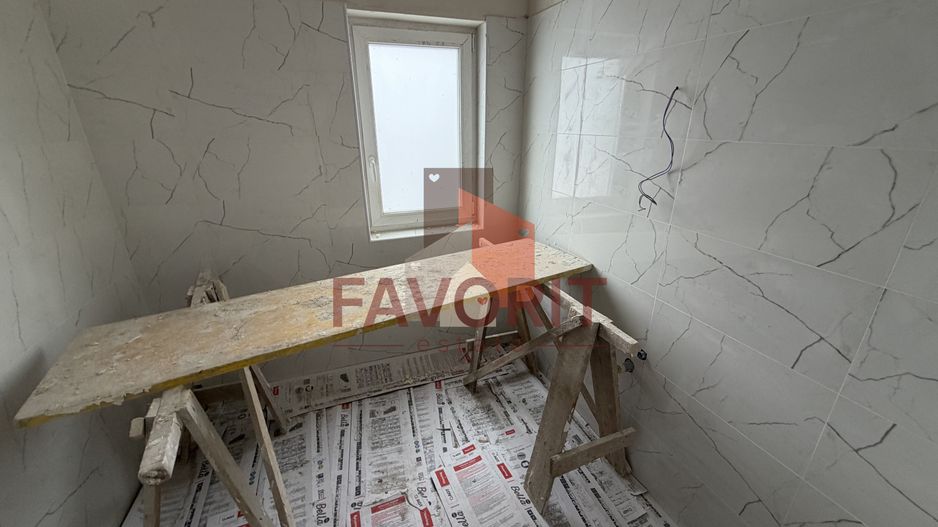 Etaj 1. Finisaje la alegere. Terasa de 22 mp. 2 locuri parcare - Poză 15