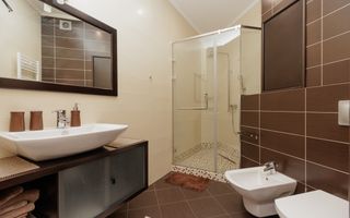 Chirie, apartament, 4 camere, strada Nadejda Ruso,Rîșcani - Poză 14