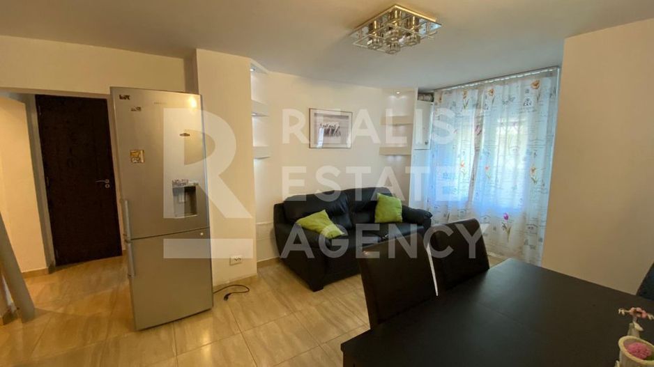 Vânzare, apartament 3 camere, 74 mp utili, bloc 1990, zona Lujerului - Poză 1