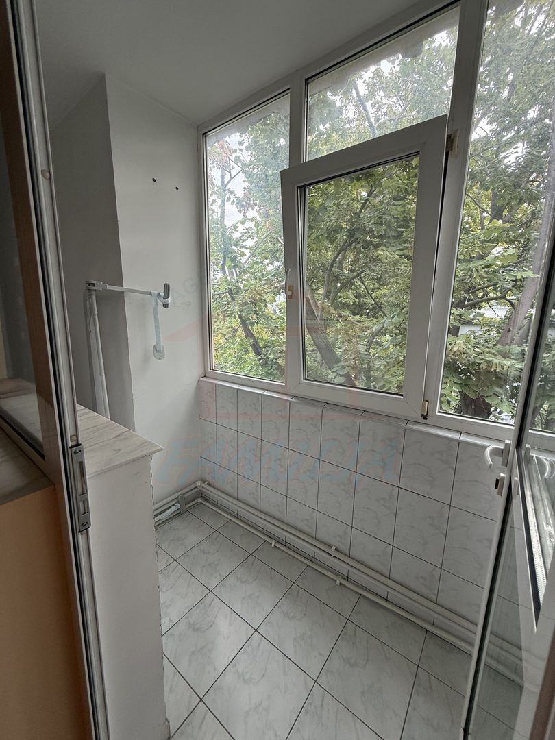 🏢 Apartament 3 camere în Centru | 57 mp | 450 €/lună - Poză 8