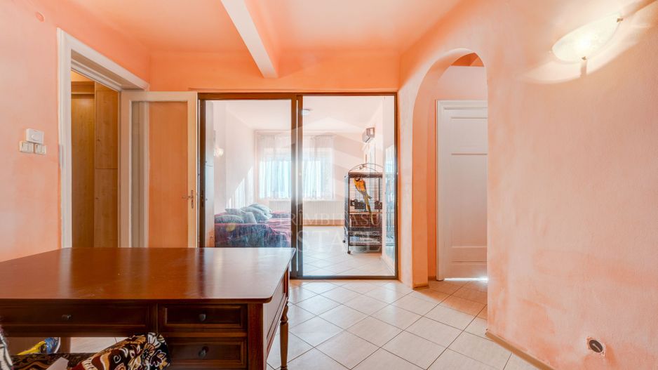 Zona C Calarrasilor ,apartament în imobil interbelic - Poză 7