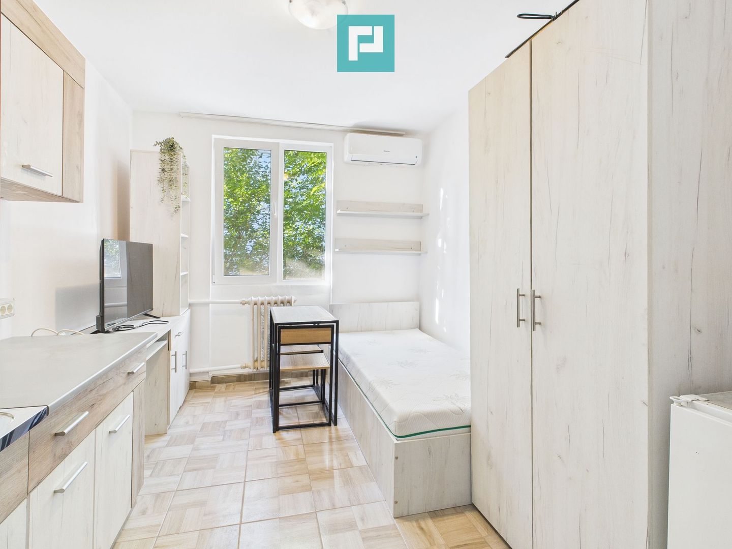 Garsonieră cochetă aproape de Centru - Poză 1