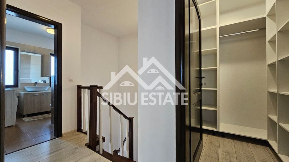 Casa mobilata 4 camere, 2 bai, curte si carport - Poză 6