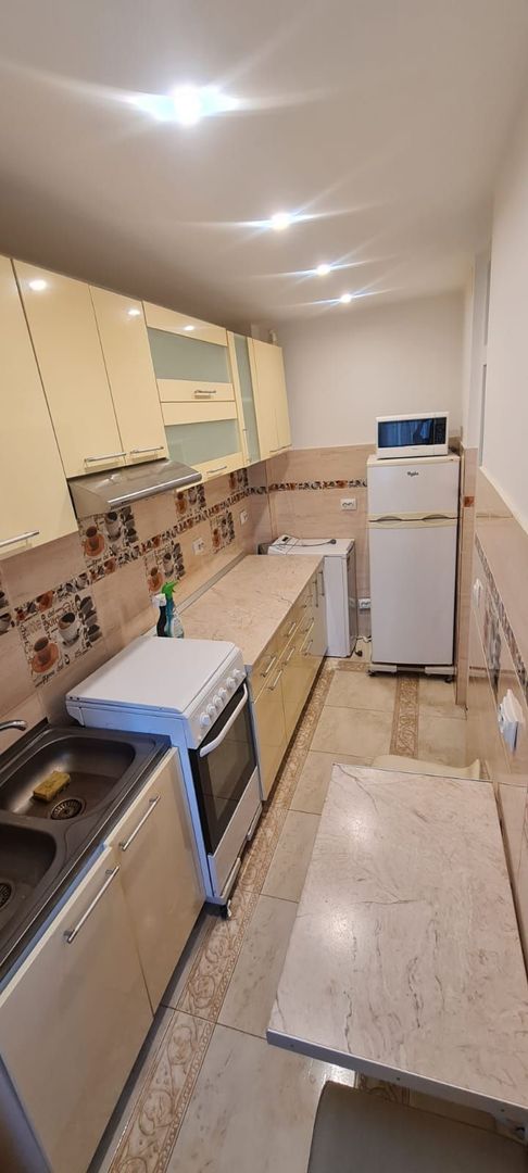 Apartament 1 camera Dec 45 mp Tatarasi 400 euro - Poză 2