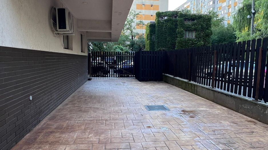 Spatiu 100 mp pretabil after school | Piata Rahova | curte libera 190 mp - Poză 1