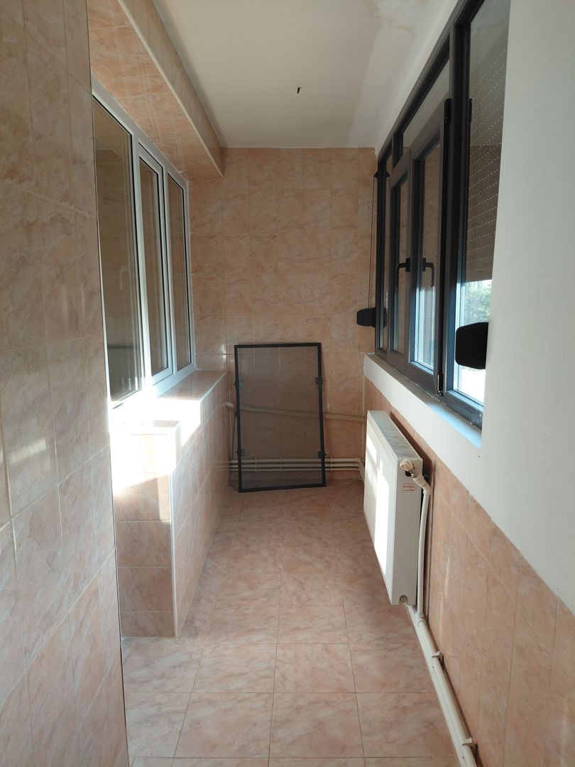 Apartament 2 camere, Tiglina 2, etaj 4,  balcon mare, liber! - Poză 20
