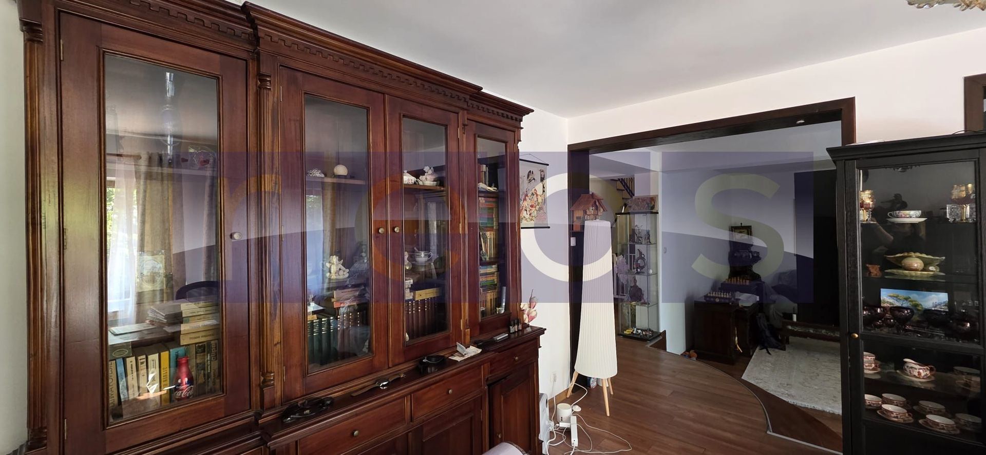 VANZARE CASA 10 CAMERE | ZONA VATRA LUMINOASA - Poză 14